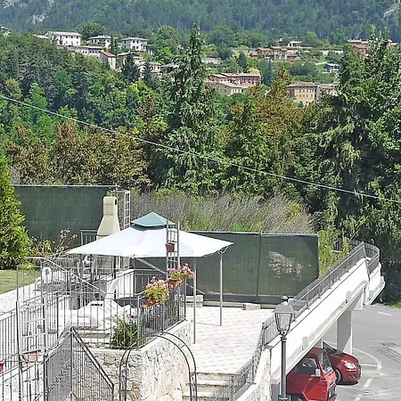 Salice - Ferienwohnung Mit Pool Am Gardasee Mieten Tremosine