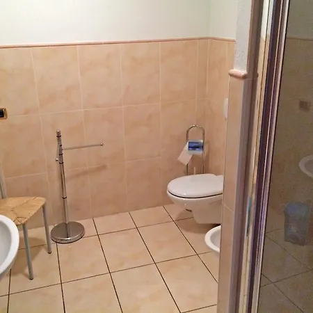 Salice - Ferienwohnung Mit Pool Am Gardasee Mieten *