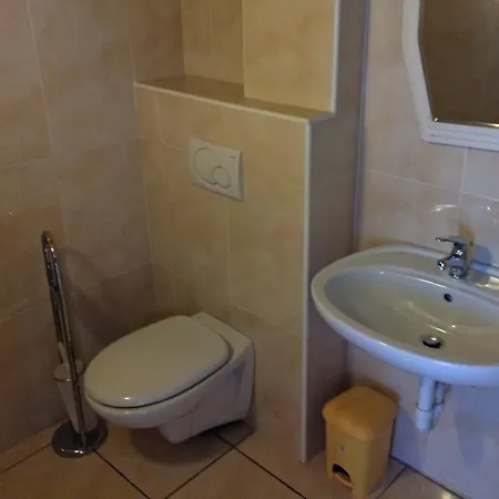 Salice - Ferienwohnung Mit Pool Am Gardasee Mieten Appartement